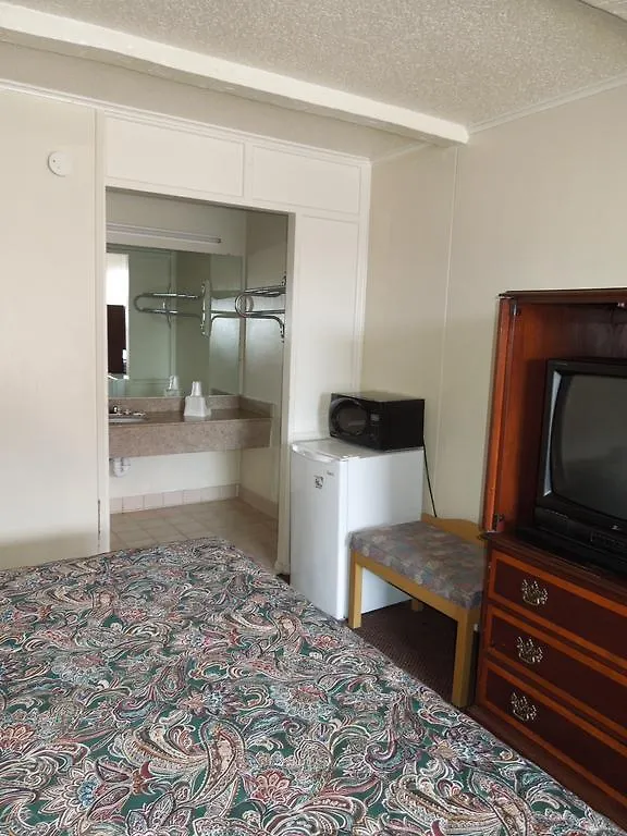 Sunshine Inn & Suites United States